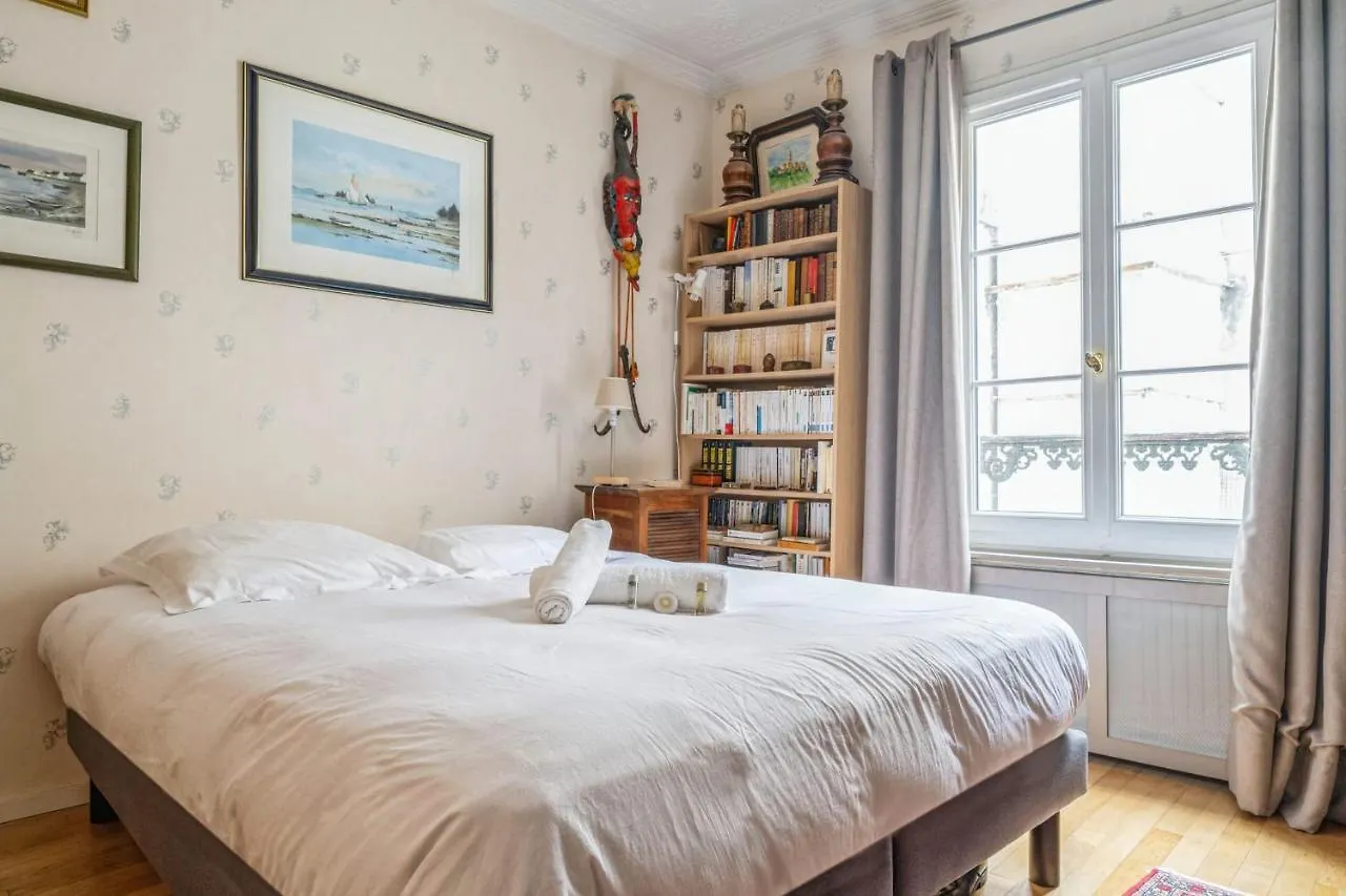 In The Heart Of The 8th Arrondissement - Welkeys Apartment Paris
