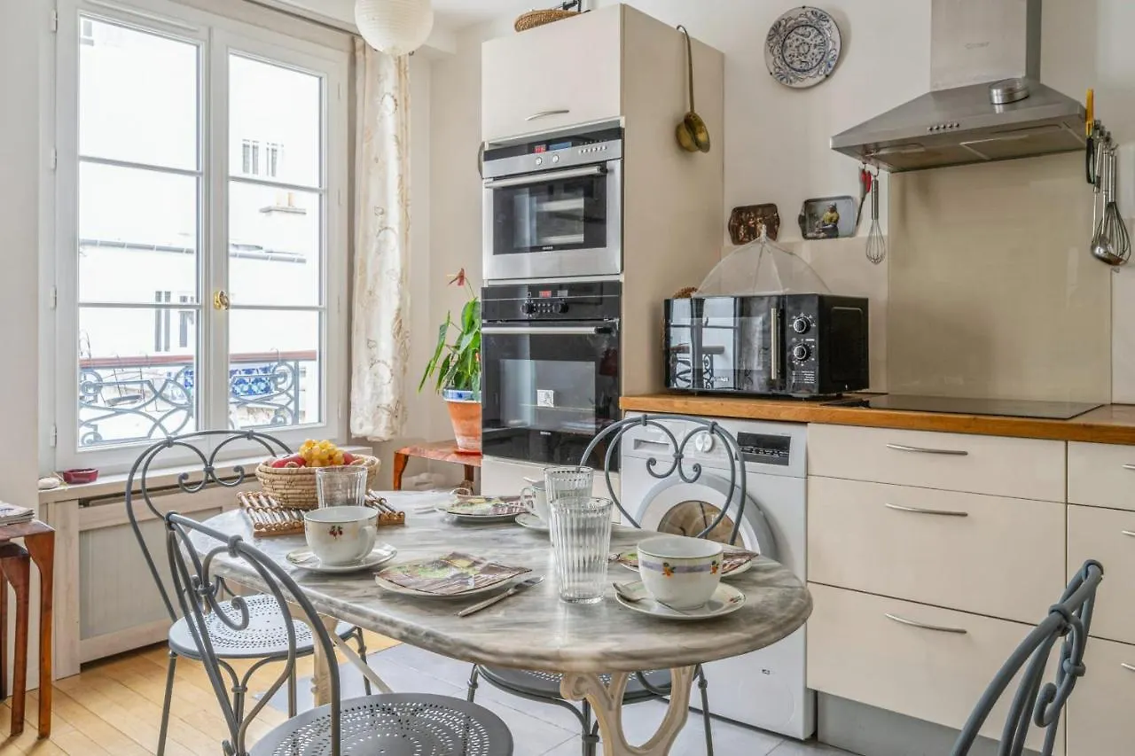 In The Heart Of The 8th Arrondissement - Welkeys Apartmán Paříž